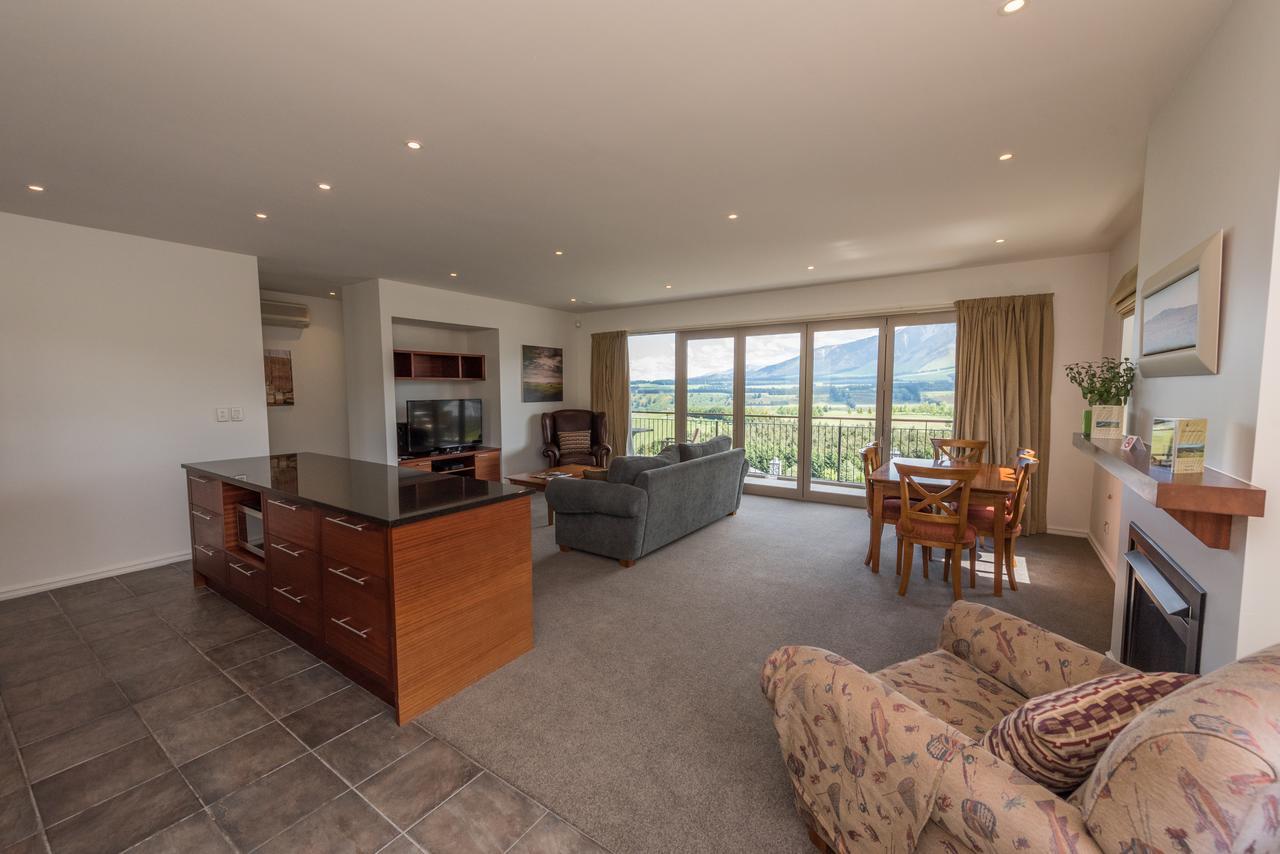 Windwhistle Canterbury High Country Villas מראה חיצוני תמונה